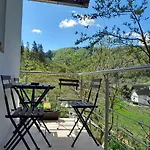 Near By Capital Of Slovenia Lejlighed